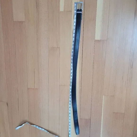 Nike black pebbled leather belt silver buckle preppy everyday neutral - Picture 2 of 10